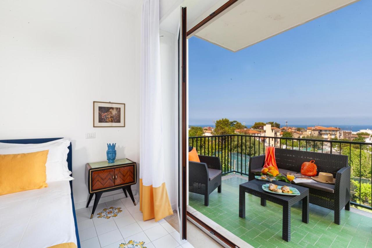 Estate4Home - Casa Maridea ซอร์เรนโต ภายนอก รูปภาพ